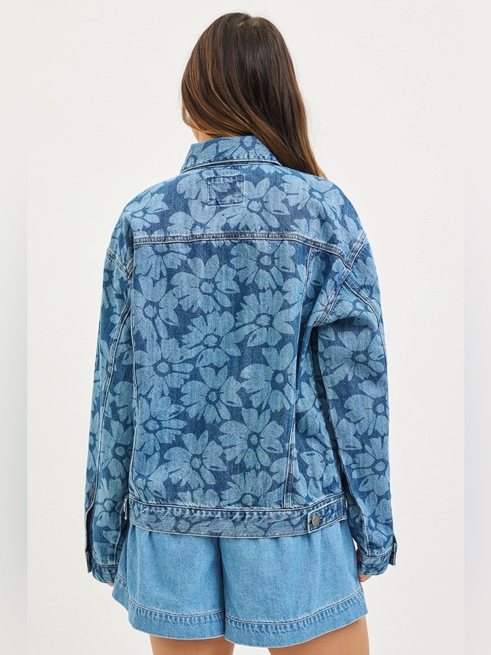 RDJ9283 DARK Risen Flower Print Boxy Denim Jacket - Picture 3 of 4